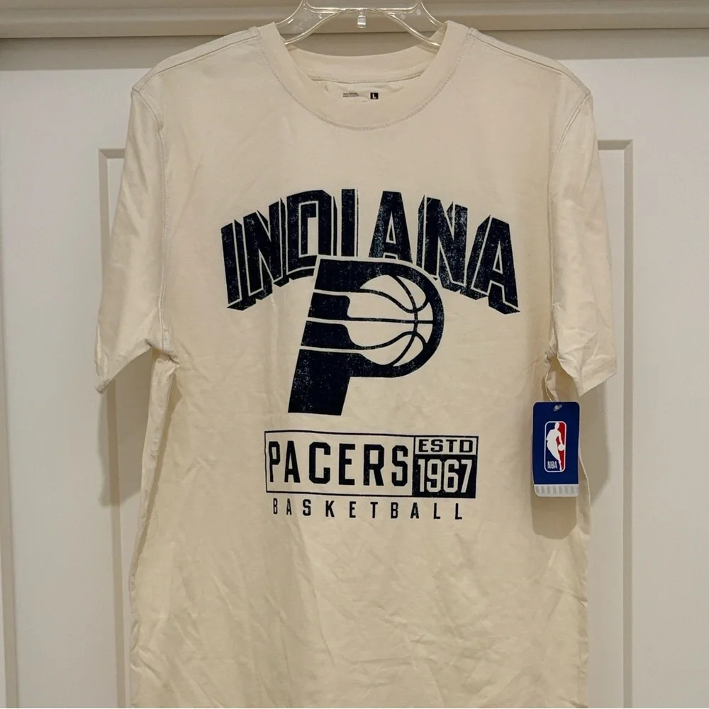 NWT [NBA] Indiana Pacers NBA Short-Sleeved T-Shirt Off White/Navy Men’s L XL 2XL - Picture 3 of 9